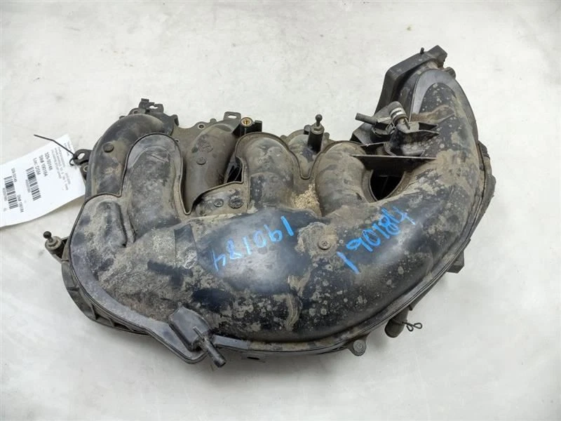 06-12 LEXUS IS350 BASE 3.5L RWD AT UPPER INTAKE MANIFOLD - Image 3 of 4