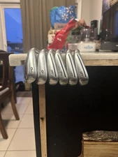 sim 2 MAX iron set 5-PW