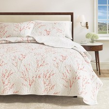 Floral Quilt Set - 3-Piece Full/Queen Size Spring Bedding - Lightweight