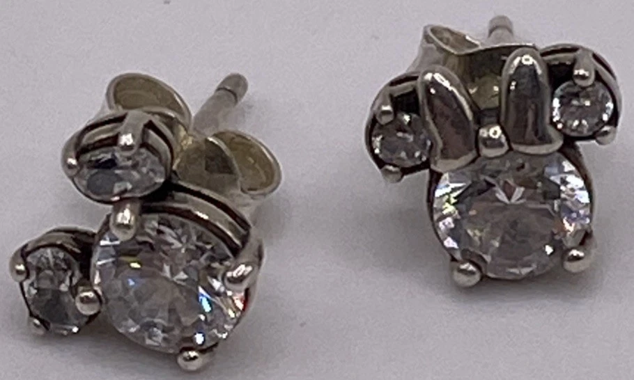 Подлинные серьги-гвоздики Pandora S925 ALE SS Disney Mickey&Minnie CZ 293219C01 - Изображение 2 из 4