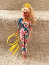 1991 Sindy Doll Twist & Twirl in original outfit.