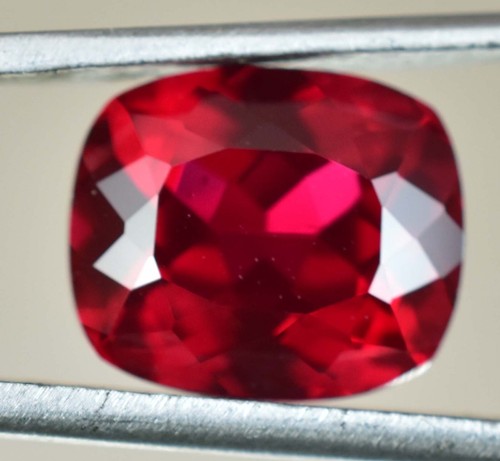 Natürlich Pyrop Granat 8.20 Karat Kissen Agl Zertifiziert Mosambik Lose - Bild 2 von 8
