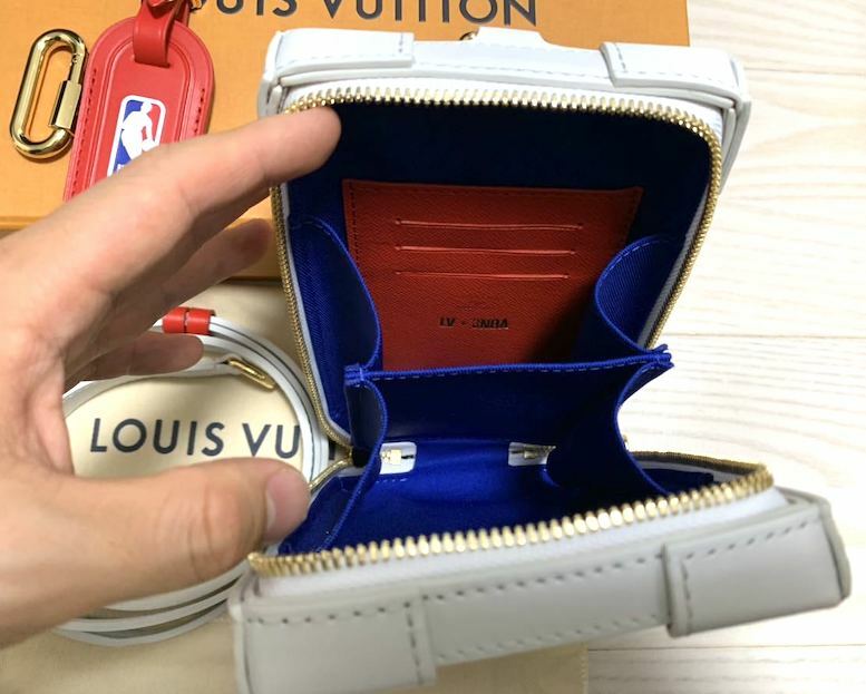 LOUIS VUITTON NBA Soft Trunk Shoulder Bag Wallet Purse