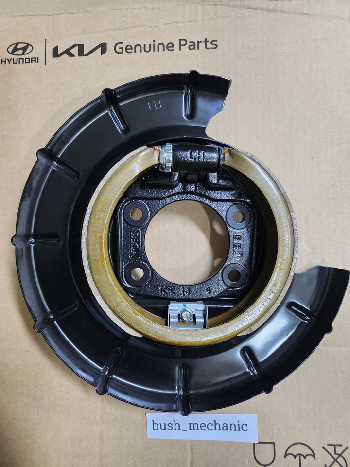 Juego de placas de freno de estacionamiento GENUINAS OEM Hyundai Kia izquierda y derecha Sportage Foto 3 de 4