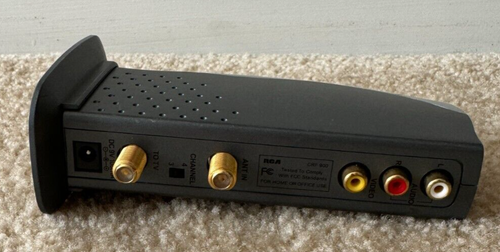 RCA. CRF900 Auto Switching RF Modulator With Audio & Video. No Power Cord - Picture 6 of 6