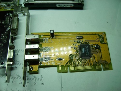 Abit IS7-E2 Motherboard Pentium 4 2.4GHz 2 GB RAM FX 5500 HDD 160Gb WINDOWS XP - Picture 10 of 12