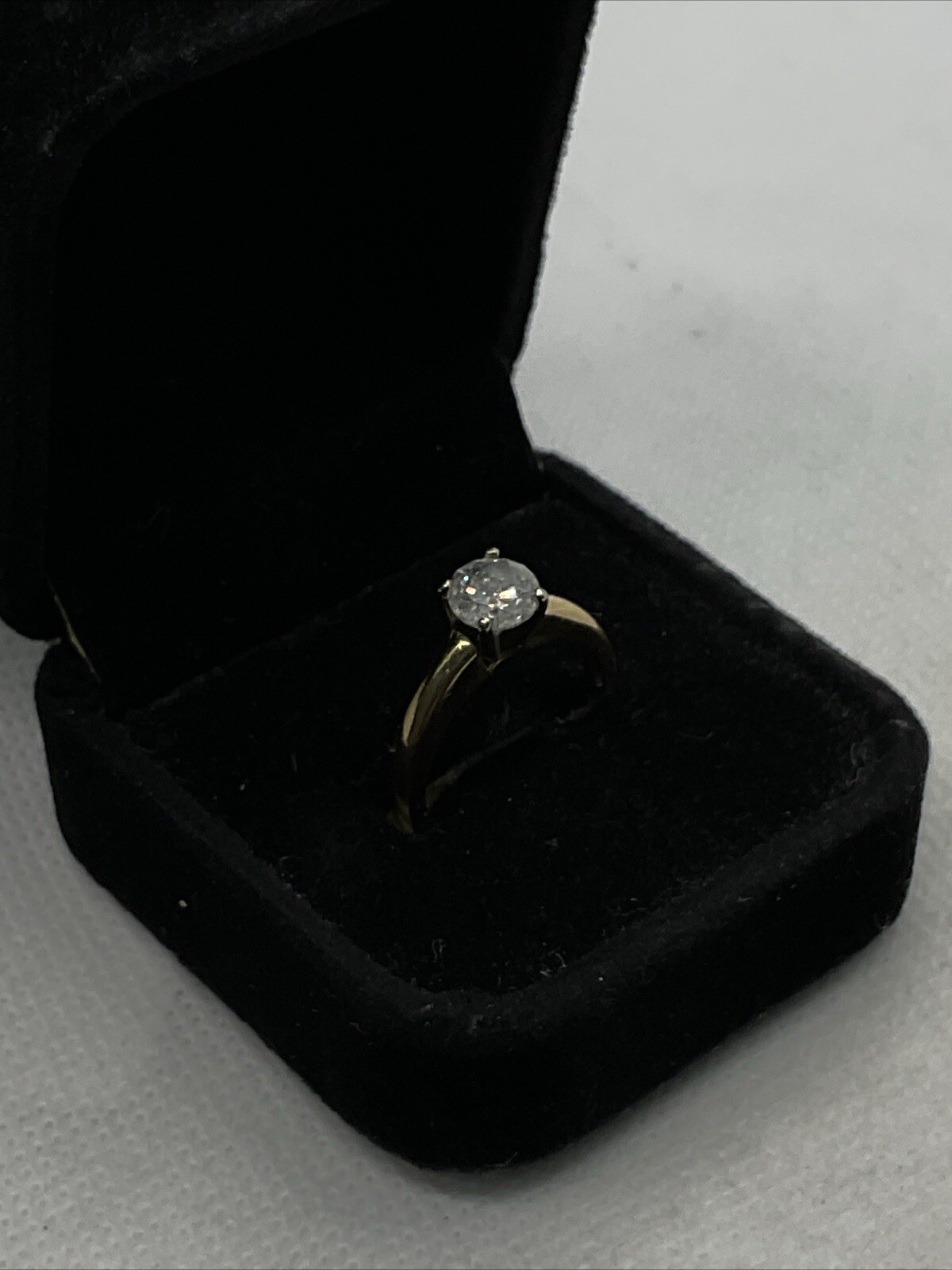 CLASSIC Solid 14K Two Tone Gold Solitaire Round D… - image 11
