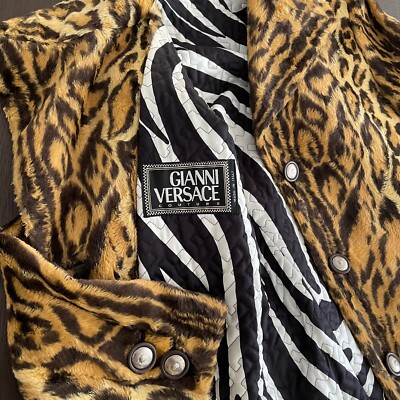 GIANNI VERSACE Leopard print Faux Fur Velvety Coat size 40 from F