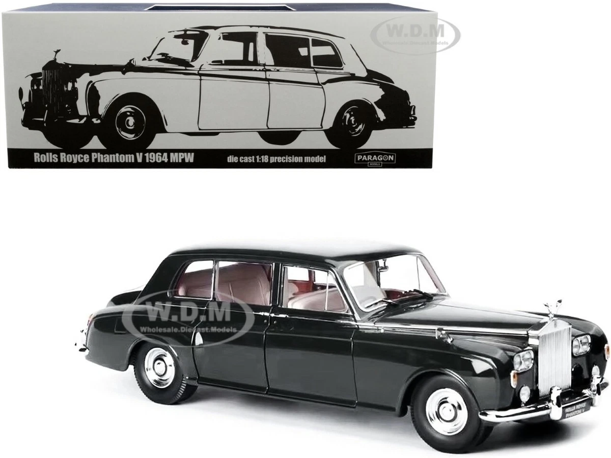 Miniature Paragon 1/18 Daimler V8-250 Rouge - Diecast - Collection