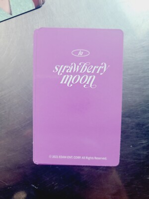 IU Photocard Official [Strawberry Moon] K-POP Genuine Edam MD _