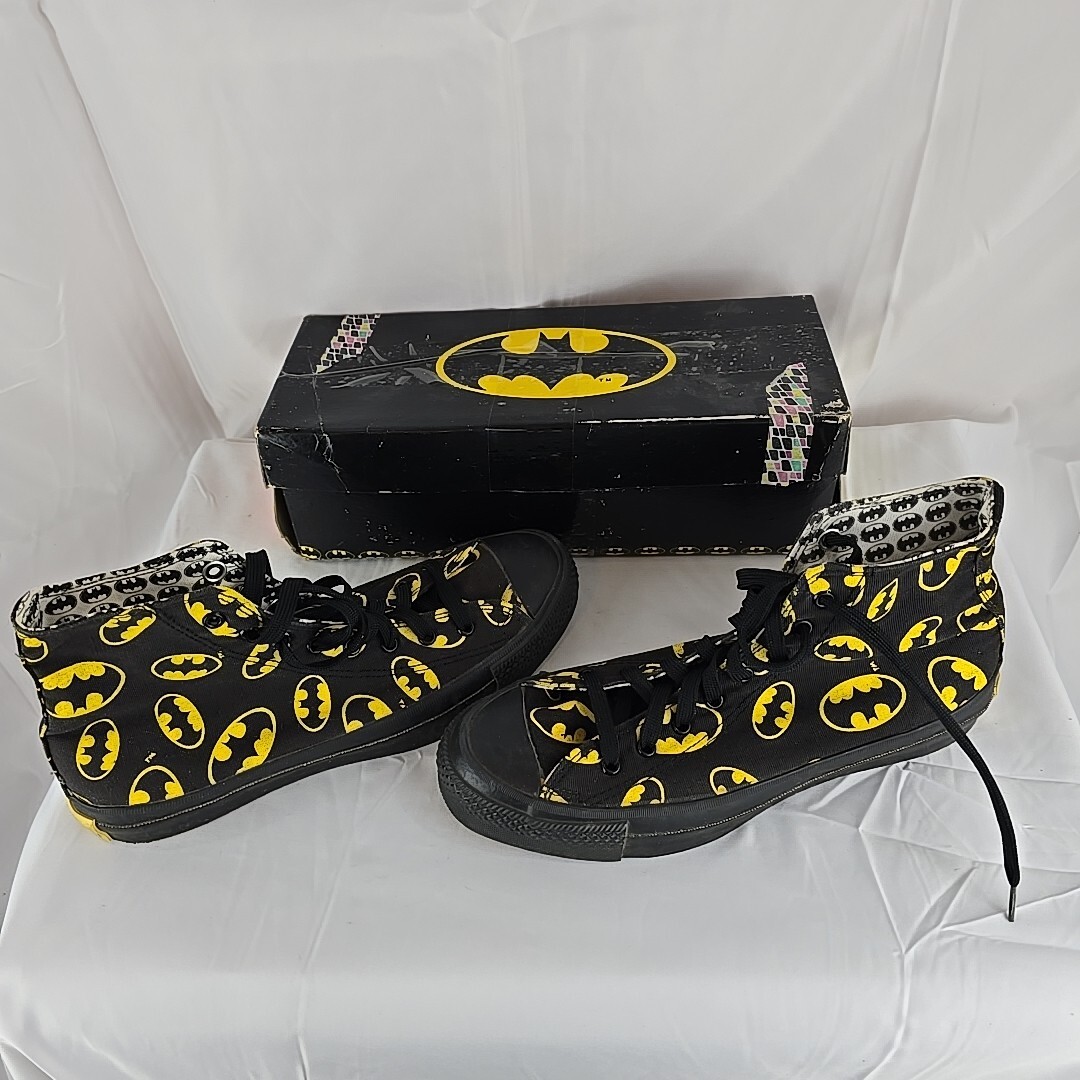 Size 8.5 - Converse DC Comics x Chuck Taylor All Star Ox Size 8.5 - Converse DC Comics x Chuck Taylor All Star Ox