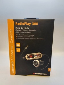 RadioPlay 300 Car Stereo Wireless Transmitter