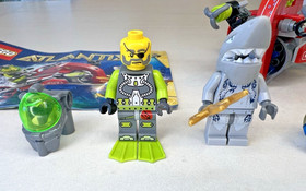 LEGO Atlantis: Wreck Raider 8057 100% Complete w/ Figs & Manual