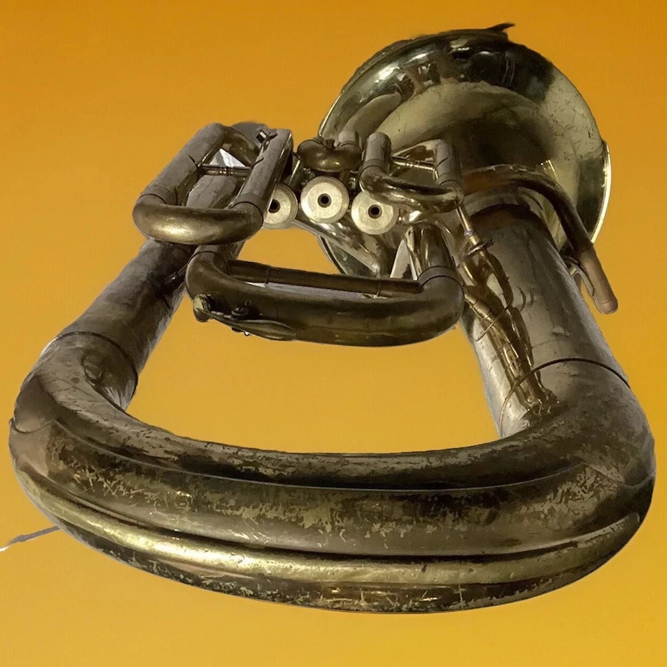 Barítono eufonio Yamaha YEP-201. Falta boquilla.Sin estuche Foto 3 de 4