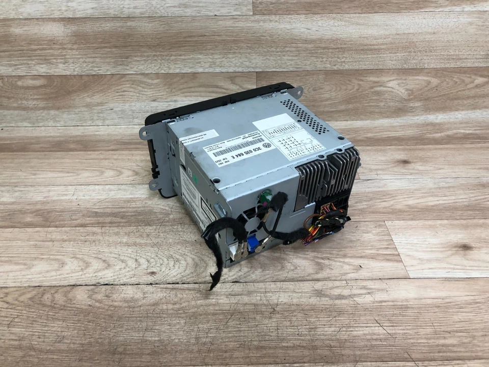 VOLKSWAGEN JETTA PASSAT CC OEM RÁDIO NAVEGAÇÃO FRONTAL MONITOR DE TELA ESTÉREO 2 - Imagem 4 de 4