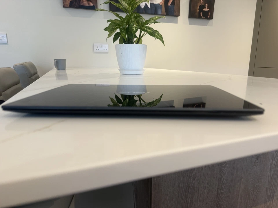 ASUS ZENBOOK UX301LA 13.3" LAPTOP TOUCHSCREEN CORE i5 8GB RAM 256GB SSD WIN 10, - Image 4 of 4