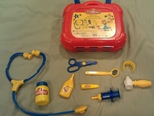 VERY RARE Caillou Medical Kit Toy Play Imagination Doctor
