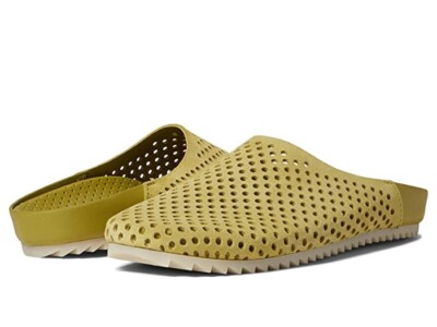 Pedro Garcia Sasi Clogs Women's US 6 Green Suede Perforated Round Toe KHD446