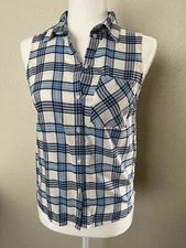 H&M Button Down Lightweight Blue & White Plaid Sleeveless Shirt Womens Size 4