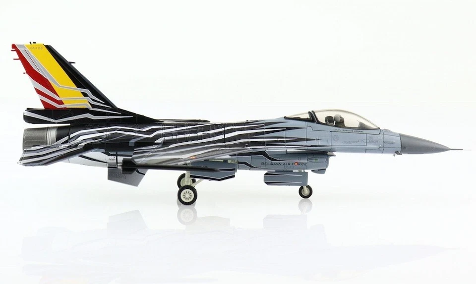 Hobby Master HA3892 Lockheed F-16AM Solo Display 2015 Blizzard Belgian Air Force - Immagine 3 di 4