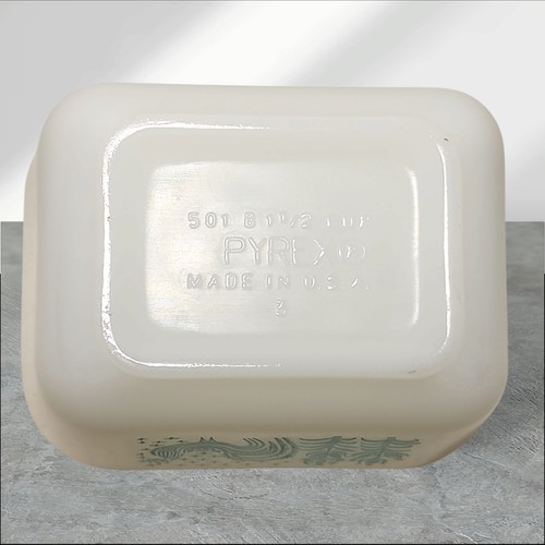 Vintage Pyrex Amish Butterprint Refrigerator Set 6 Pc, 2 - 501 & 1 - 502 w Lids - Picture 9 of 11
