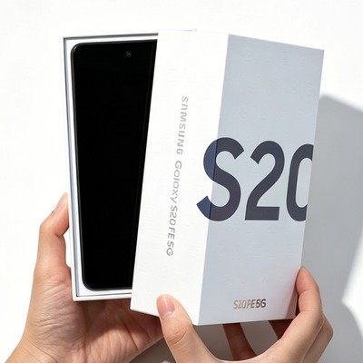 Samsung Galaxy S20 FE 5G SM-G781U 128GB GSM Factory Unlocked Android New Sealed