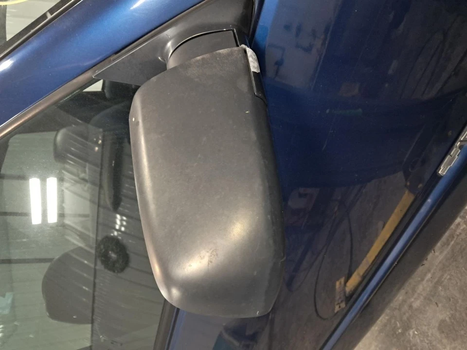 Passenger Side View Mirror Manual Fits 88-02 CHEVROLET 3500 PICKUP 449452 - Image 2 of 4