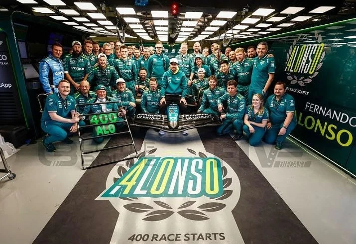 Fernando Alonso Aston Martin AMR24 400th GPs F1 Mexico GP 2024 1/43 SPARK - Imagen 3 de 4