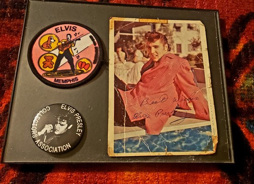 ELVIS PRESLEY 1955 SIGNED PICTURE W RARE COLLECTORS PIN | eBay