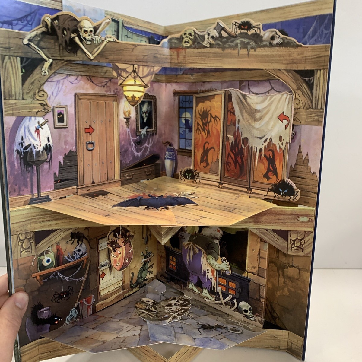 The Horrors in The Haunted House Pop-up Book Spooky 2003 Key
