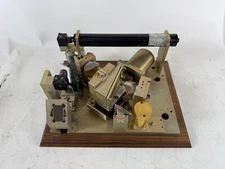 Uniphase 196-3-2648 Laser W/ Mirrors and Attachments