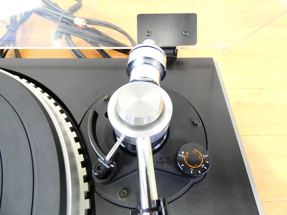 Lecteur enregistreur verrouillé à quartz JVC VICTOR QL-F4 TURNTABLE - Photo 3/4