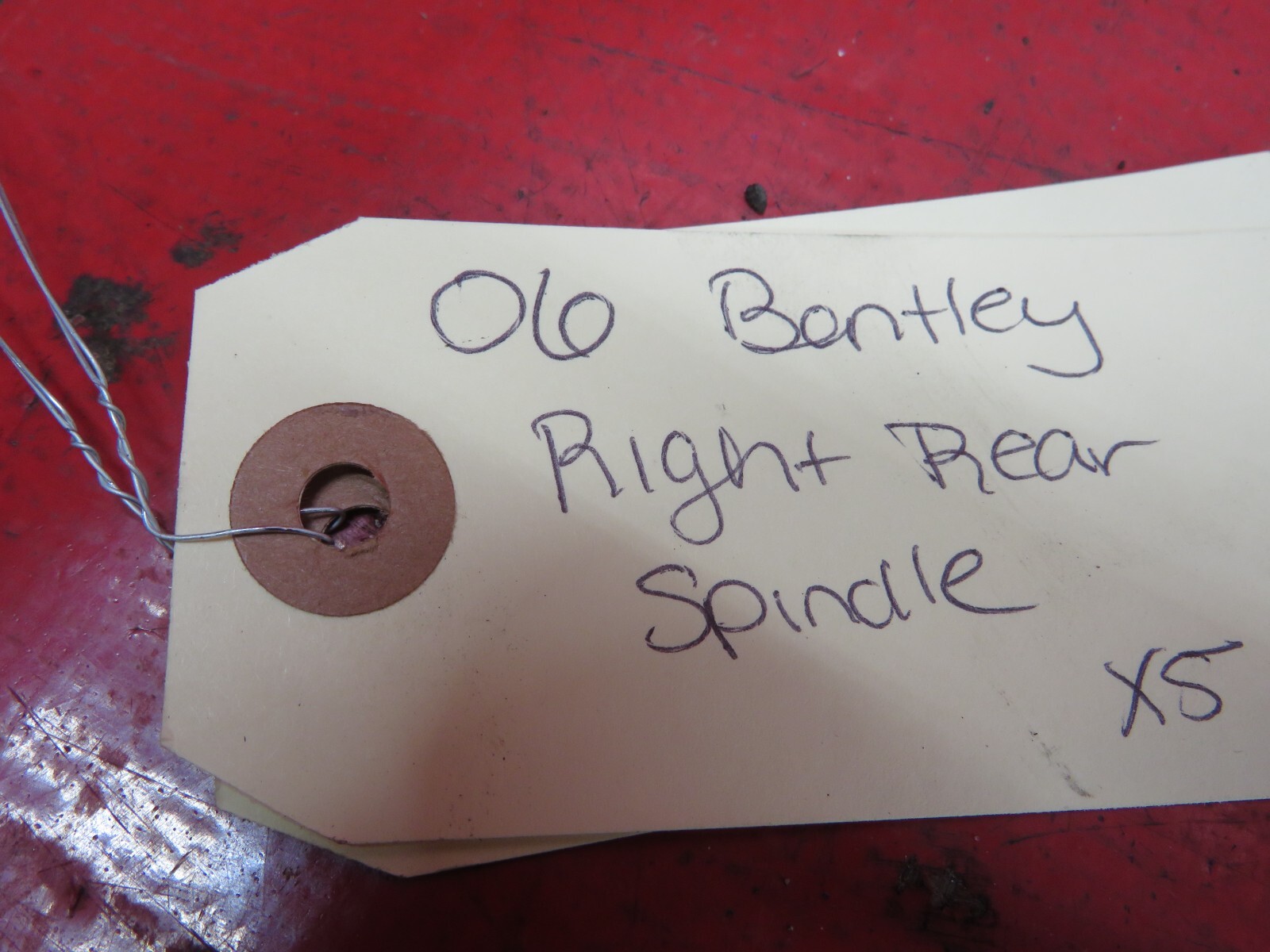 2006 BENTLEY FLYING SPUR RIGHT REAR SPINDLE