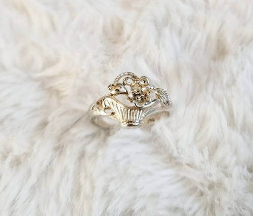 925 Sterling Silver Flower Basket Ring 1.8 Grams Size 7.5 Unique Floral Jewelry - Picture 1 of 4