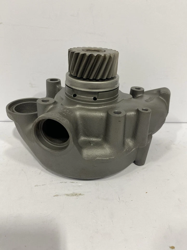 Водяной насос Volvo 9020575653 - Изображение 2 из 4