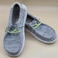 Hey Dude Wally Youth Sox, Stone White Slip On Shoe US Y3 L4 / EU 35