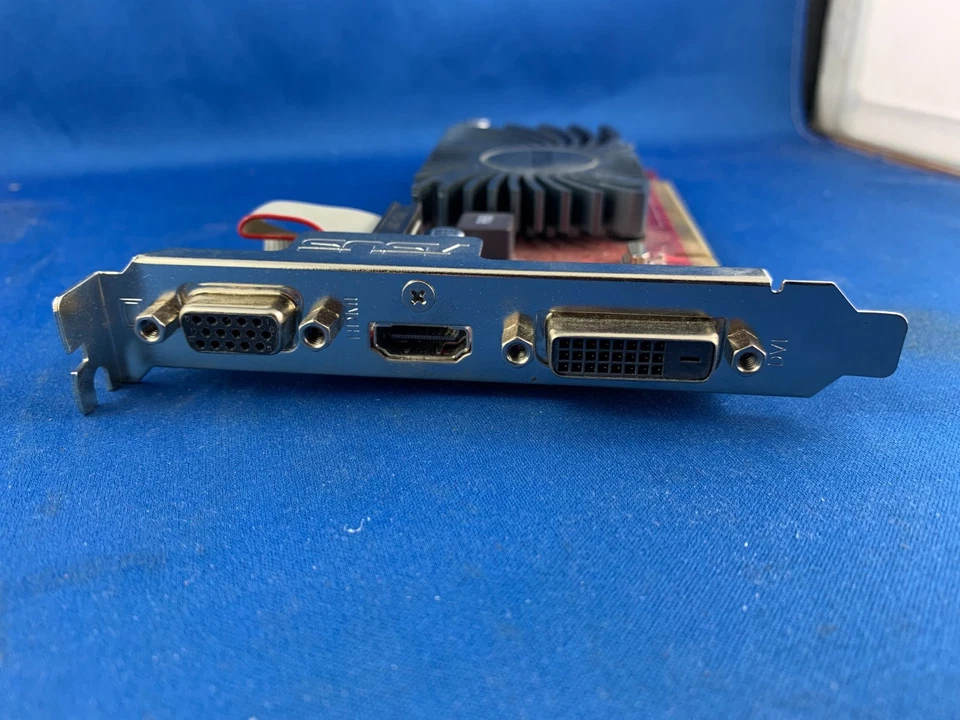 ASUS ATI Radeon HD6450 Silence 1 GB DDR3 VGA/DVI/HDMI PCI-Express Video Card - Image 2 of 4