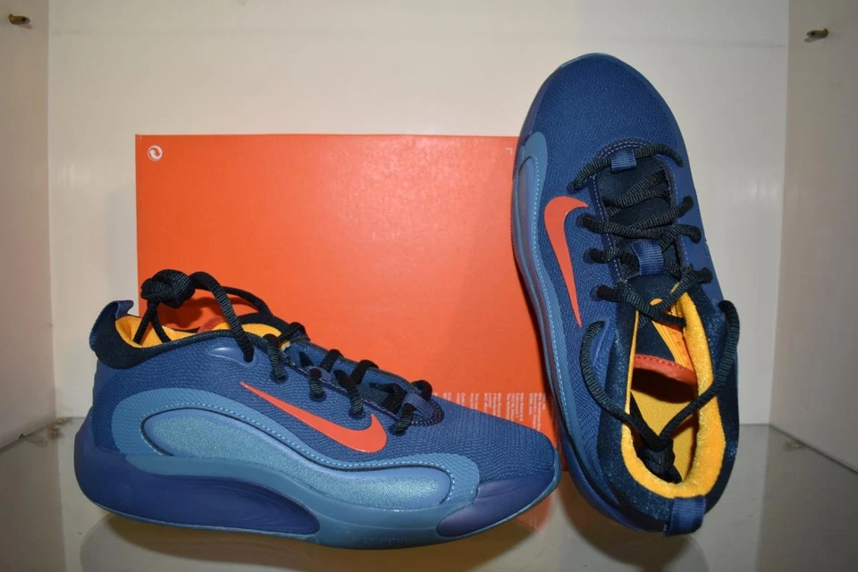 Nike IsoFly Basketball Shoes FN4384 400 Big Kids Navy Aegean Storm Cosmic Clay - Image 2 of 3