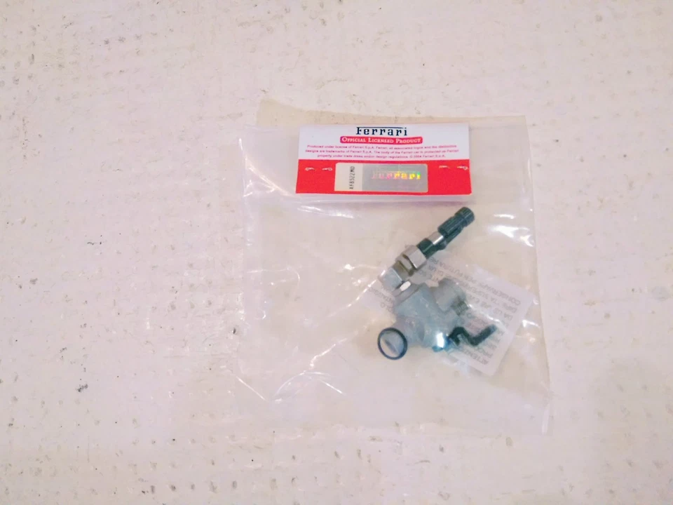 FERRARI F2004 F.1 KYOSHO DE AGOSTINI SCALA 1/8 RC NITRO uscita F1-04016 - Immagine 2 di 2