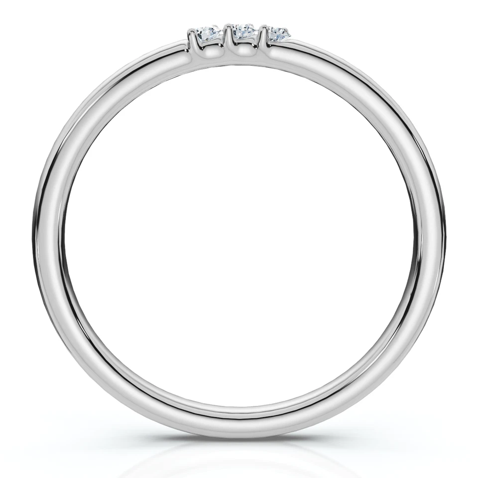 Delicado anillo de boda de aniversario minimalista de 3 piedras de diamantes cultivado en laboratorio de oro de 14 k Foto 2 de 4