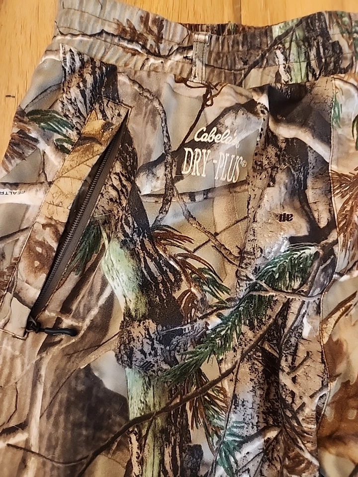 Cabela's Dry Plus Rain Pants Men's L 32x31  Realtree ap Camo  - Image 2 of 4