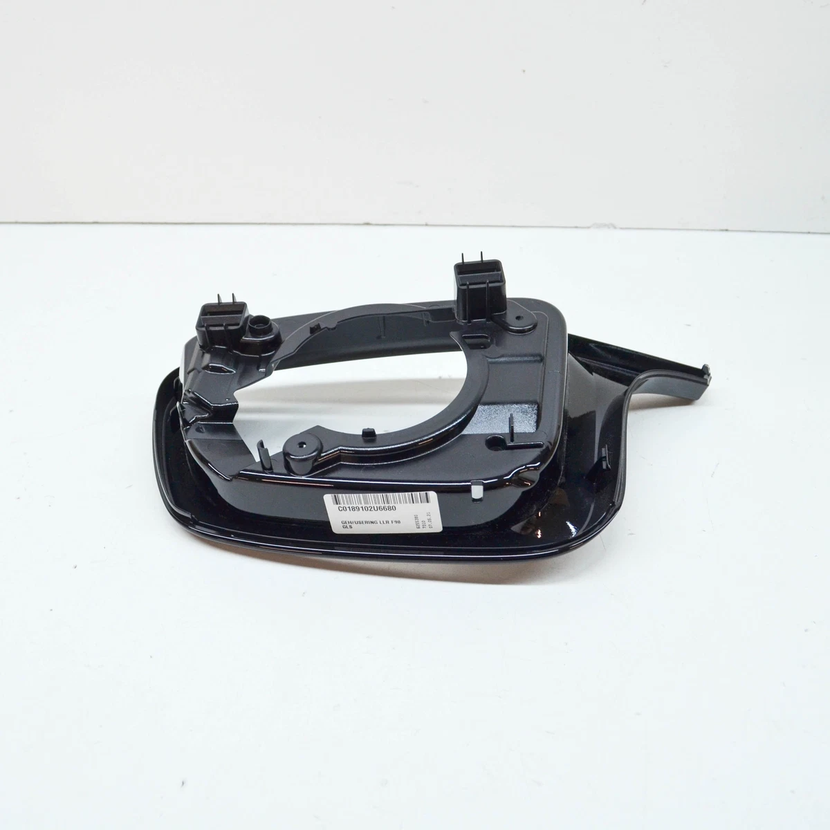 BMW 5 F90 M5 Front Right Wing Mirror Supporting Bracket 