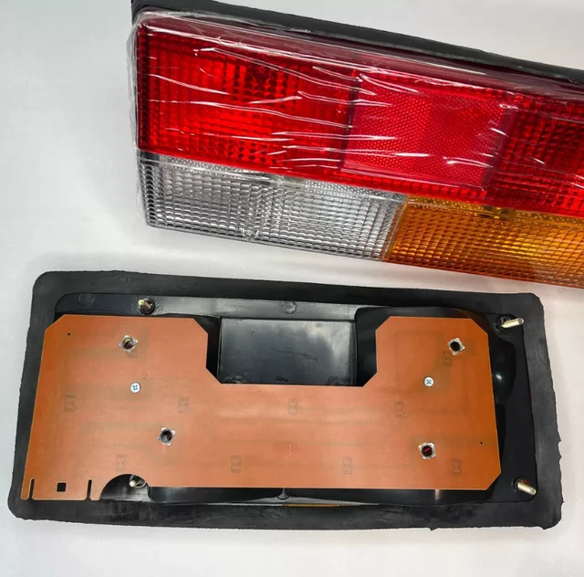 Juego Luces Traseras para Lada 2107 Izquierda y Derecha Lada Piezas Riva Foto 3 de 3