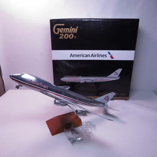 American Airlines Boeing 747-100 N9674 Gemini Jets G2AAL623 Scale 1:200 Damaged