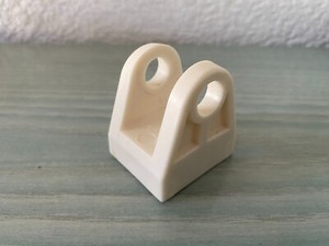 1 Kunststoff-Halterung für z.B. Stoßdämpfer Waschmaschine HOOVER DYN 10146P