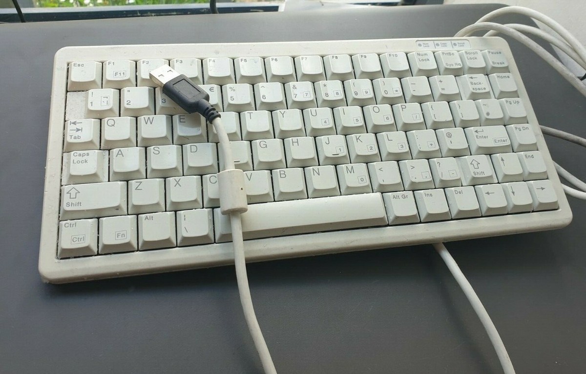 VARIOUS CHERRY ML4100 G84-4100-LCAGB-0 USB KEYBOARDS | eBay