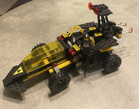 Vintage LEGO Blacktron Space: Battrax (6941)