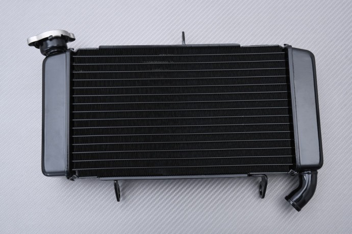 Radiateur eau alu Honda CB500F idéal pour vos trajets quotidiens et road-trips