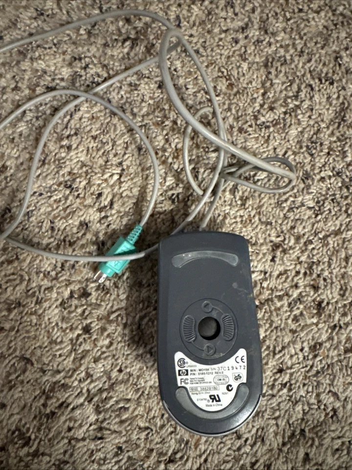 HP Mouse - 2 Button Mechanical PS/2 Mouse Very Clean - Grey - P/N 5185-1212 - Image 2 of 2