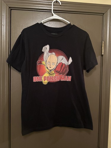one punch man Shirt Sz M